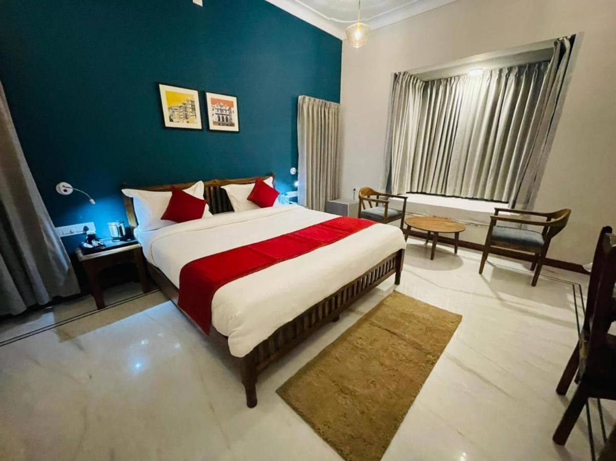 Dheergarh Palace Udaipur Ngoại thất bức ảnh