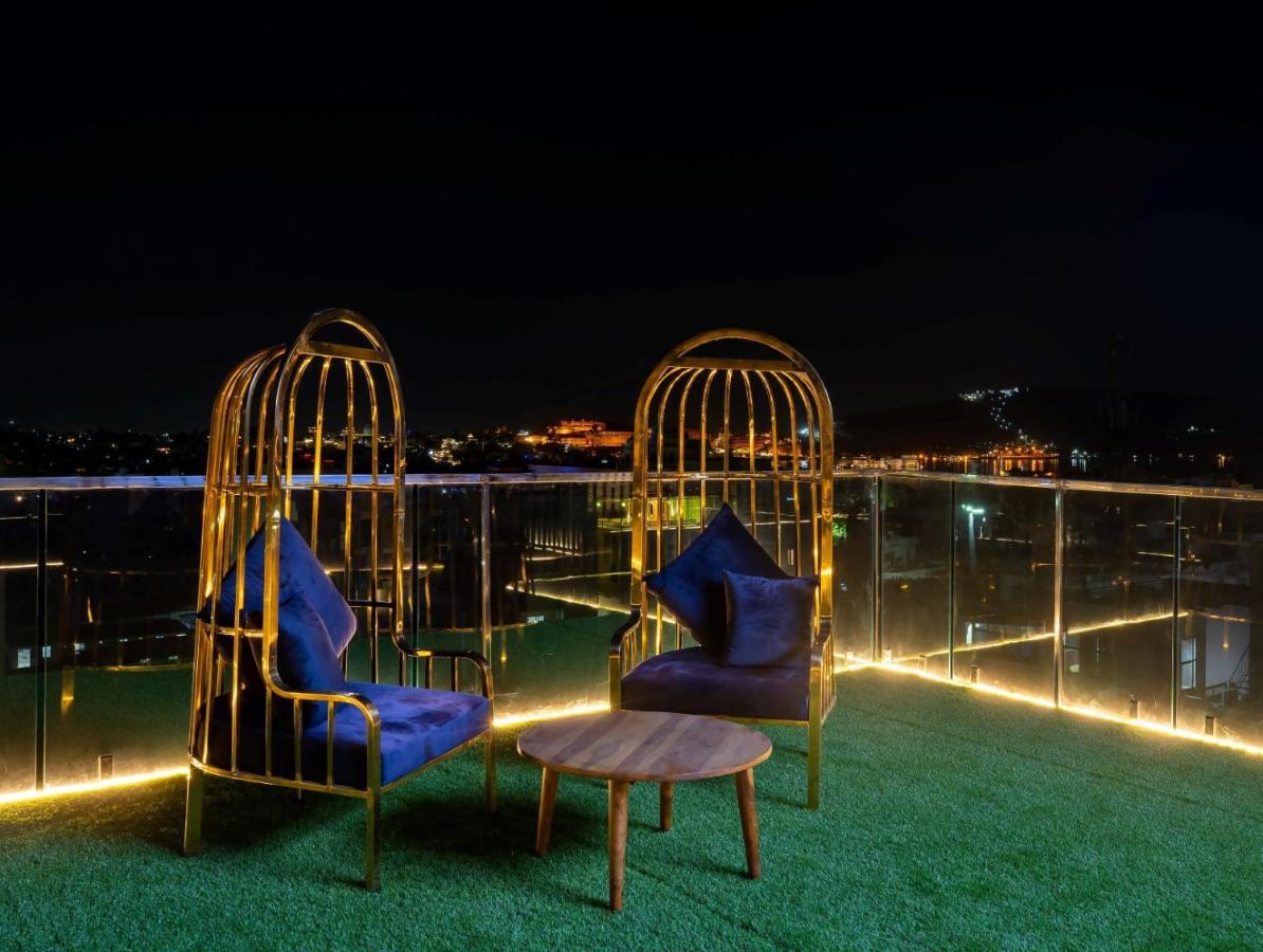 Dheergarh Palace Udaipur Ngoại thất bức ảnh