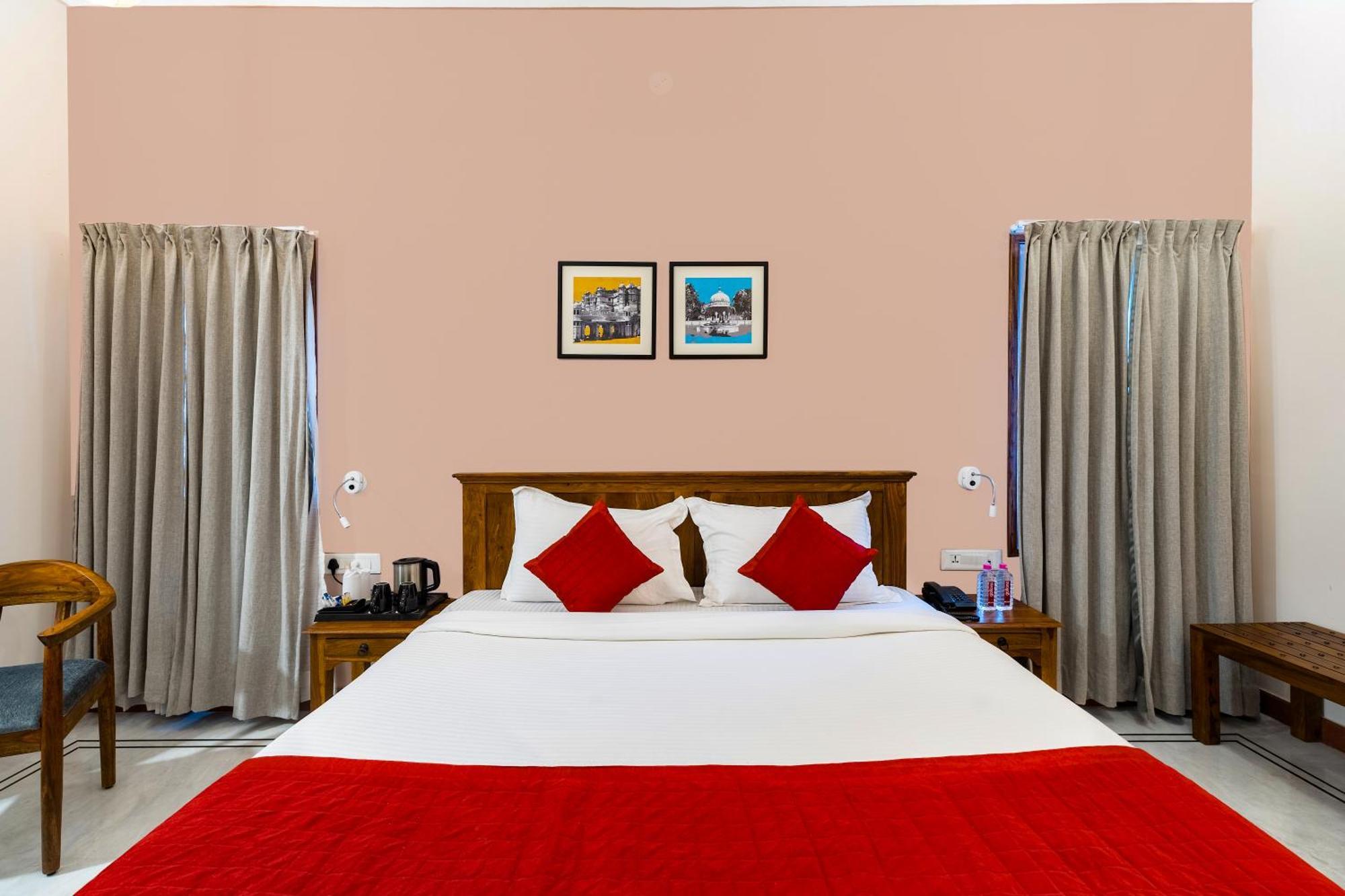 Dheergarh Palace Udaipur Ngoại thất bức ảnh